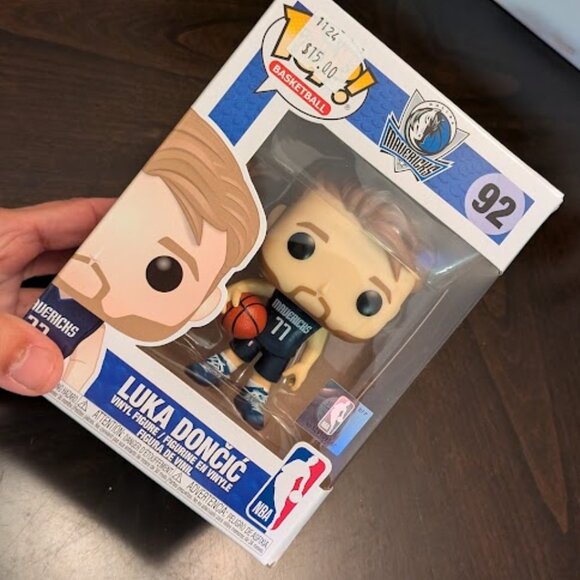 O1 FUNKO POP Luka Doncic NBA Collectible Pop - Picture 6 of 6
